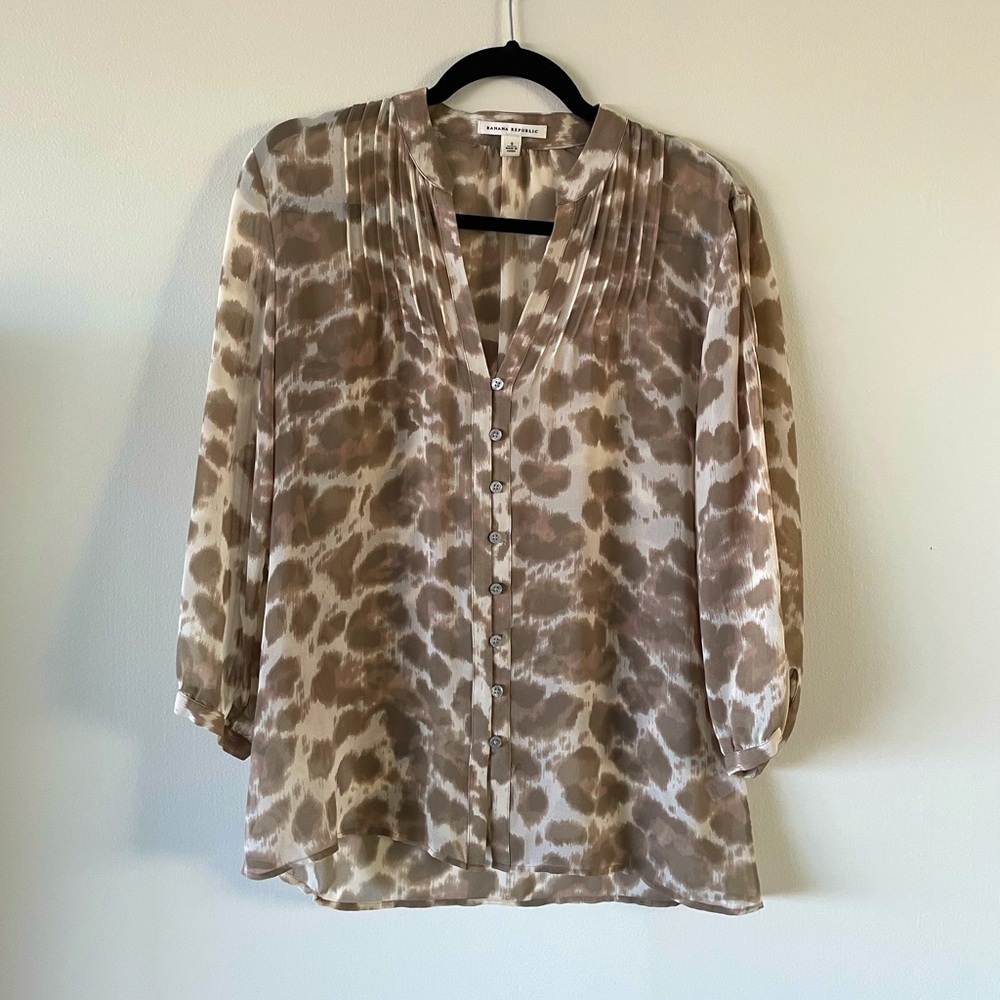 Banana Republic Sheer Long Sleeve Top (S)